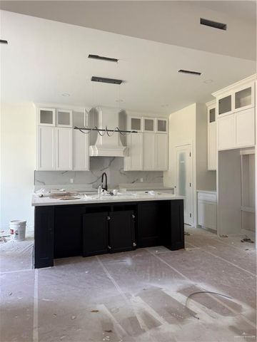003 Olympia Avenue, Mission, TX 78573