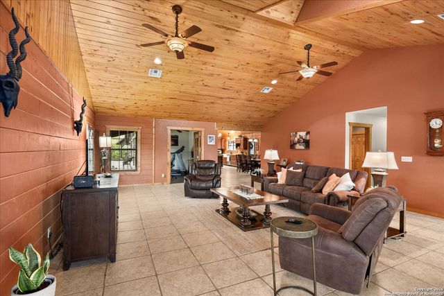 112 N Star Court, Boerne, TX 78006