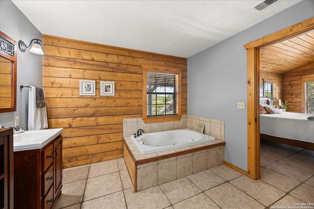 112 N Star Court, Boerne, TX 78006