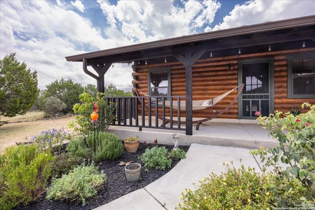 112 N Star Court, Boerne, TX 78006