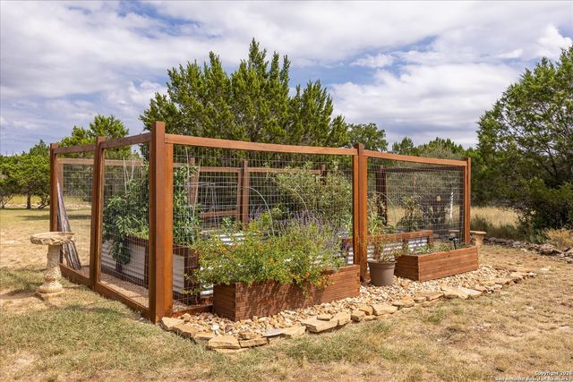 112 N Star Court, Boerne, TX 78006