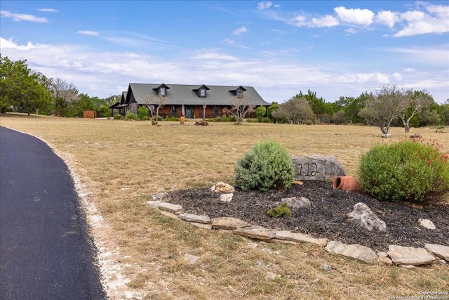 112 N Star Court, Boerne, TX 78006