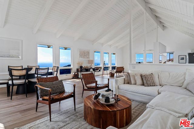 2959 Seabreeze Drive, Malibu, CA 90265