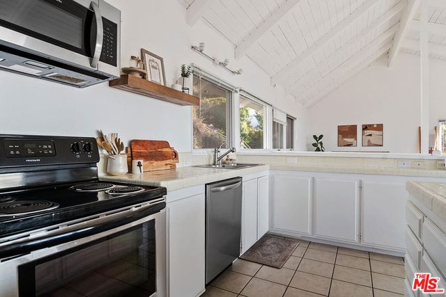 2959 Seabreeze Drive, Malibu, CA 90265