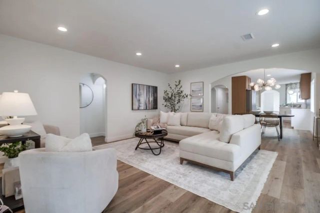 3276 Talbot St, San Diego, CA 92106