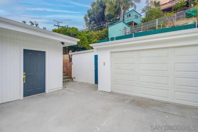 3276 Talbot St, San Diego, CA 92106