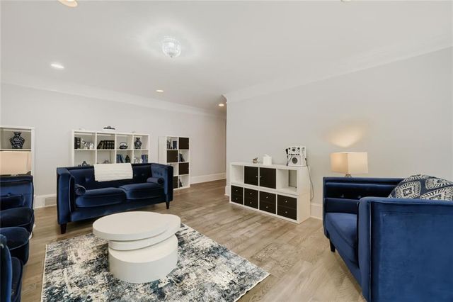 70 Honour Circle NW, Atlanta, GA 30305