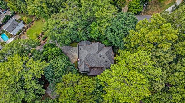 70 Honour Circle NW, Atlanta, GA 30305