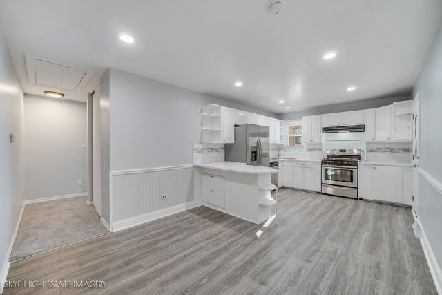 16456 George Drive, Oak Forest, IL 60452