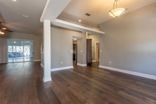 8950 SE 17TH COURT, Ocala, FL 34480