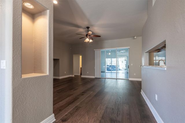 8950 SE 17TH COURT, Ocala, FL 34480