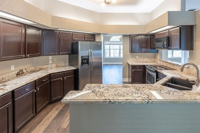 8950 SE 17TH COURT, Ocala, FL 34480