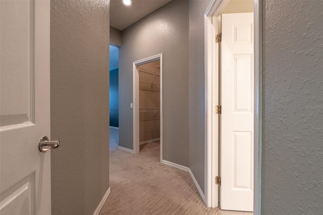 8950 SE 17TH COURT, Ocala, FL 34480