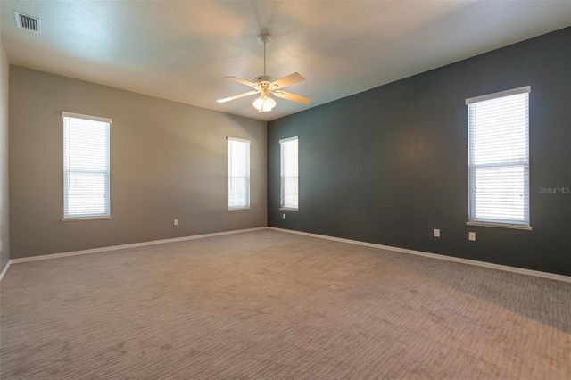 8950 SE 17TH COURT, Ocala, FL 34480