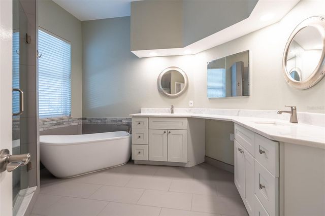 8950 SE 17TH COURT, Ocala, FL 34480