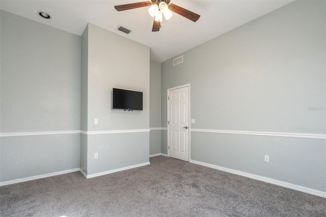 8950 SE 17TH COURT, Ocala, FL 34480