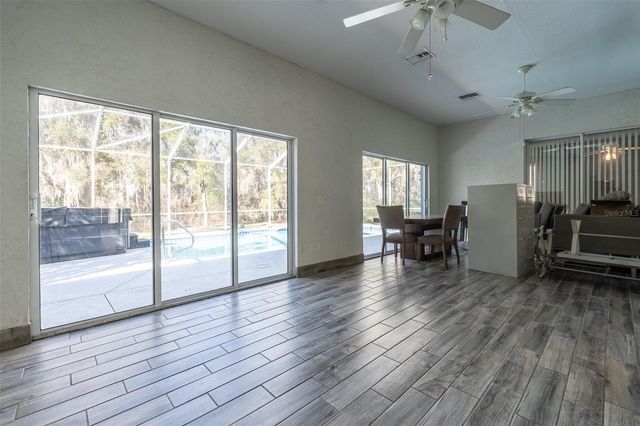 8950 SE 17TH COURT, Ocala, FL 34480