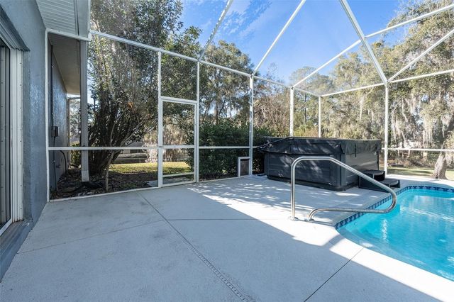 8950 SE 17TH COURT, Ocala, FL 34480