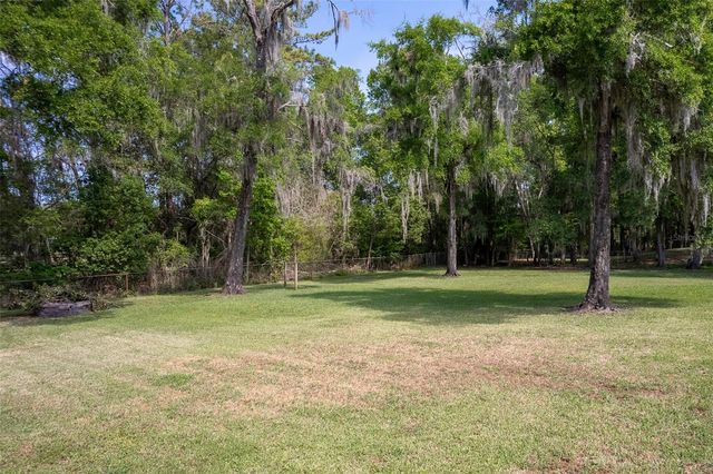 8950 SE 17TH COURT, Ocala, FL 34480