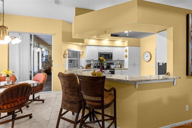 1 Plumbago Drive, Homosassa, FL 34446