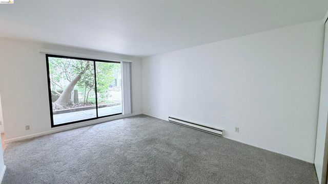 8 Admiral Dr. A232, Emeryville, CA 94608