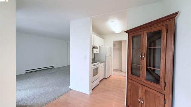 8 Admiral Dr. A232, Emeryville, CA 94608