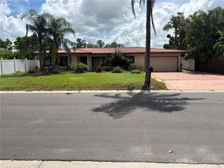 3945 E EDEN ROC CIRCLE, Tampa, FL 33634