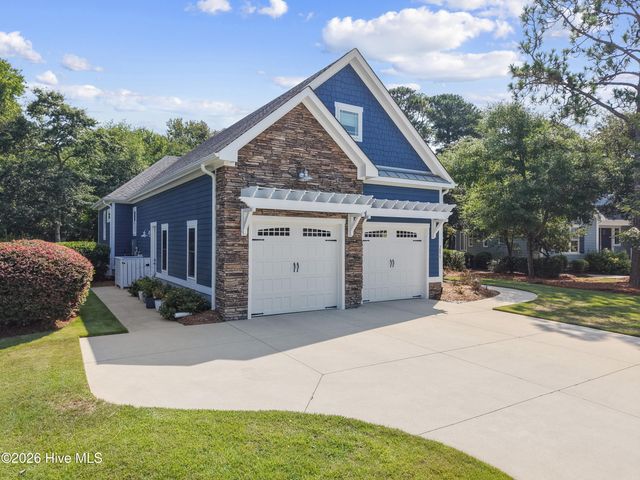 3890 Big Magnolia Way, Southport, NC 28461