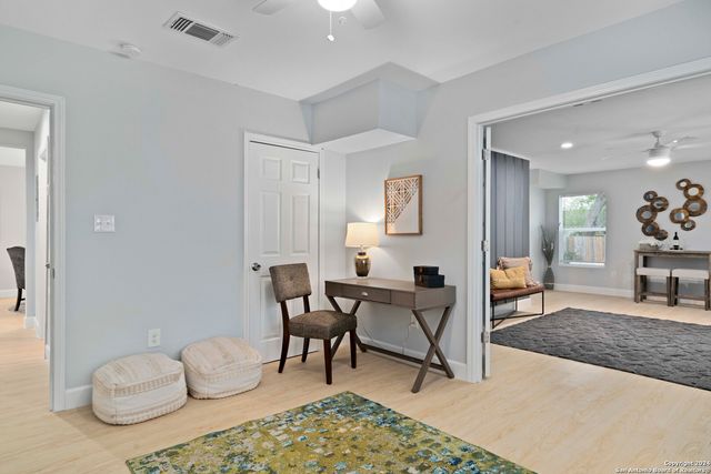 333 HAGGIN ST, San Antonio, TX 78210