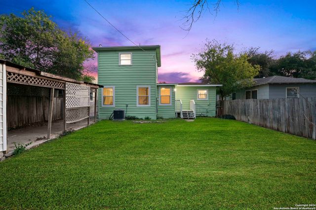 333 HAGGIN ST, San Antonio, TX 78210