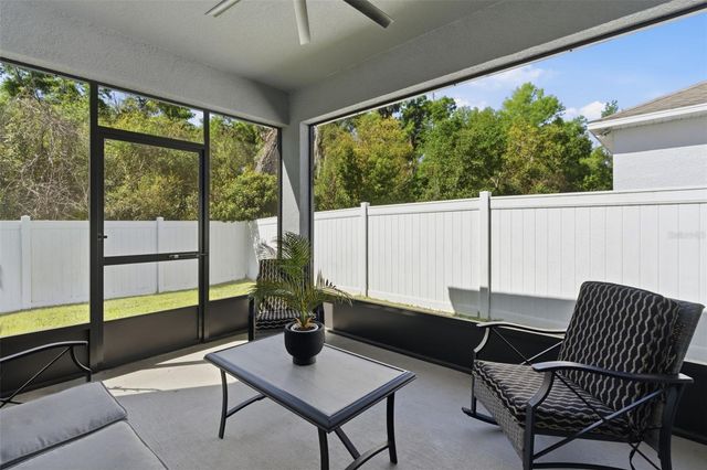 262 E FIESTA KEY LOOP, Deland, FL 32720