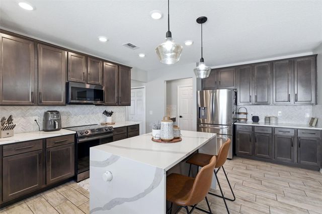 262 E FIESTA KEY LOOP, Deland, FL 32720