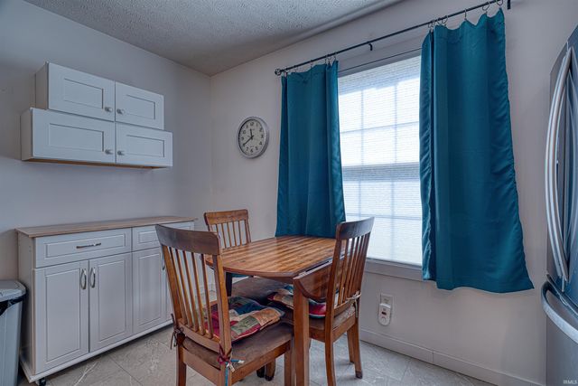 4232 Halford Drive, Evansville, IN 47715