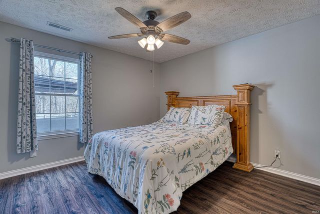 4232 Halford Drive, Evansville, IN 47715