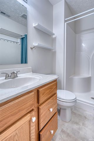 4232 Halford Drive, Evansville, IN 47715