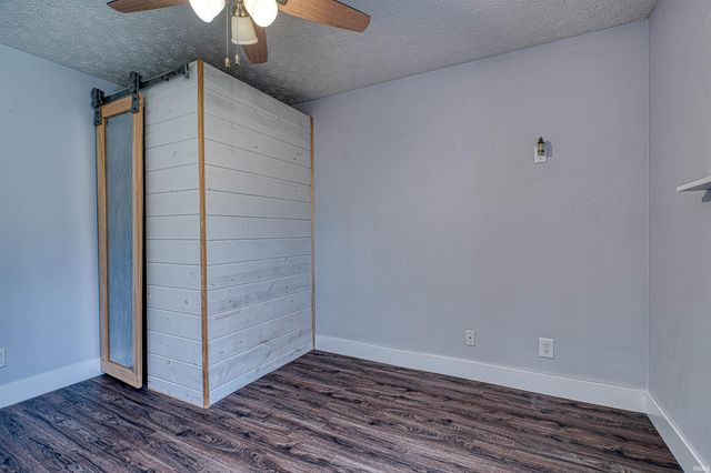 4232 Halford Drive, Evansville, IN 47715