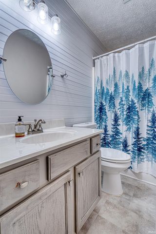 4232 Halford Drive, Evansville, IN 47715