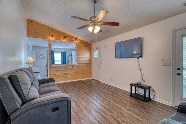 4232 Halford Drive, Evansville, IN 47715