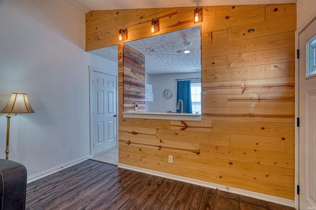 4232 Halford Drive, Evansville, IN 47715