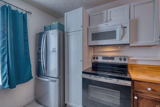 4232 Halford Drive, Evansville, IN 47715