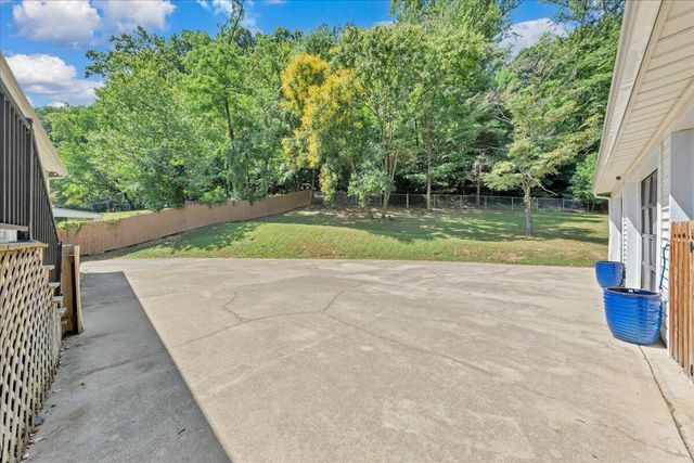 1901 Brookfield DR, Roanoke, VA 24018