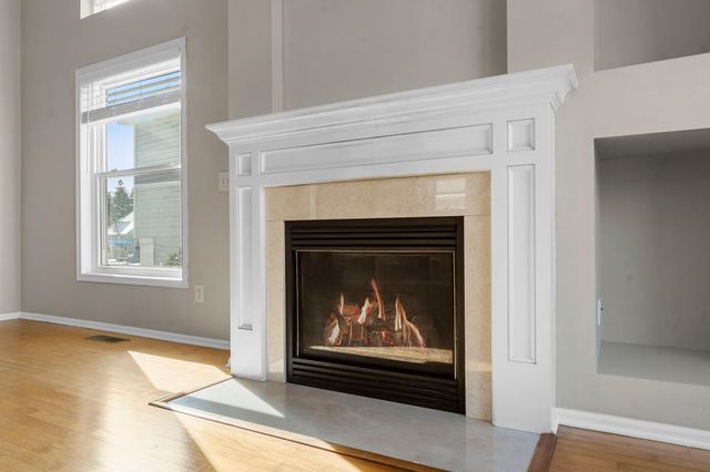 10247 Country Club Curve, Woodbury, MN 55129