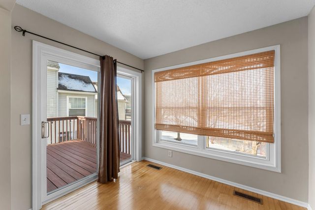 10247 Country Club Curve, Woodbury, MN 55129