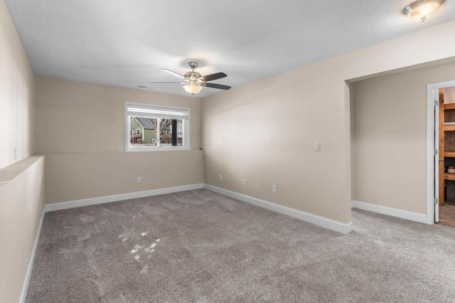 10247 Country Club Curve, Woodbury, MN 55129