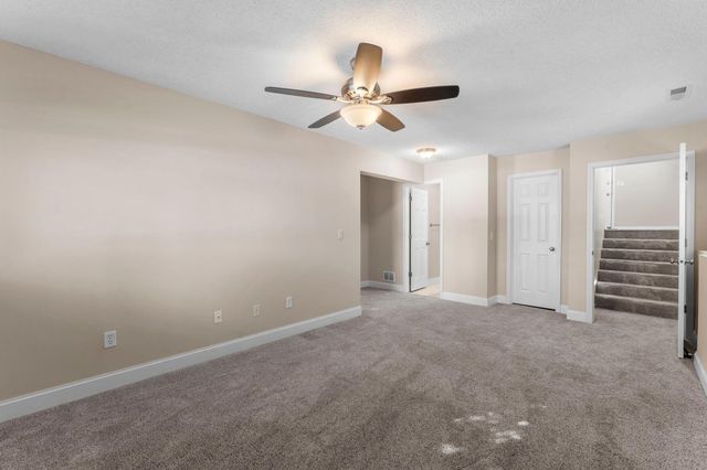 10247 Country Club Curve, Woodbury, MN 55129