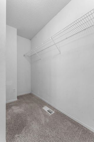 10247 Country Club Curve, Woodbury, MN 55129