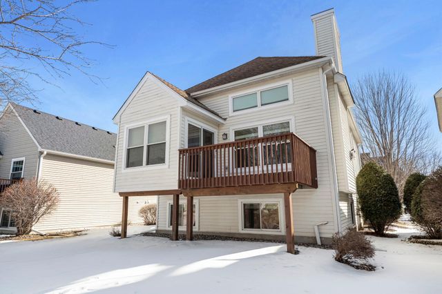 10247 Country Club Curve, Woodbury, MN 55129