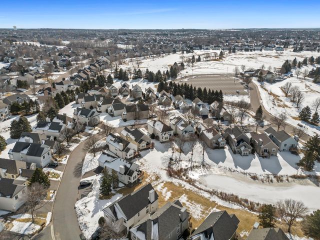 10247 Country Club Curve, Woodbury, MN 55129