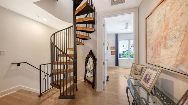 235 COCOANUT AVENUE 128E, Sarasota, FL 34236