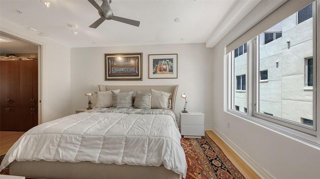 235 COCOANUT AVENUE 128E, Sarasota, FL 34236